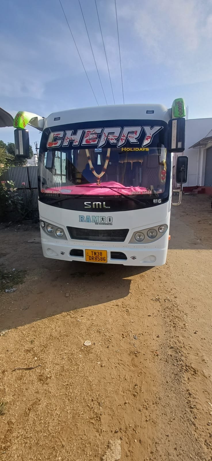 SML Isuzu Coach — Non AC Photo 1