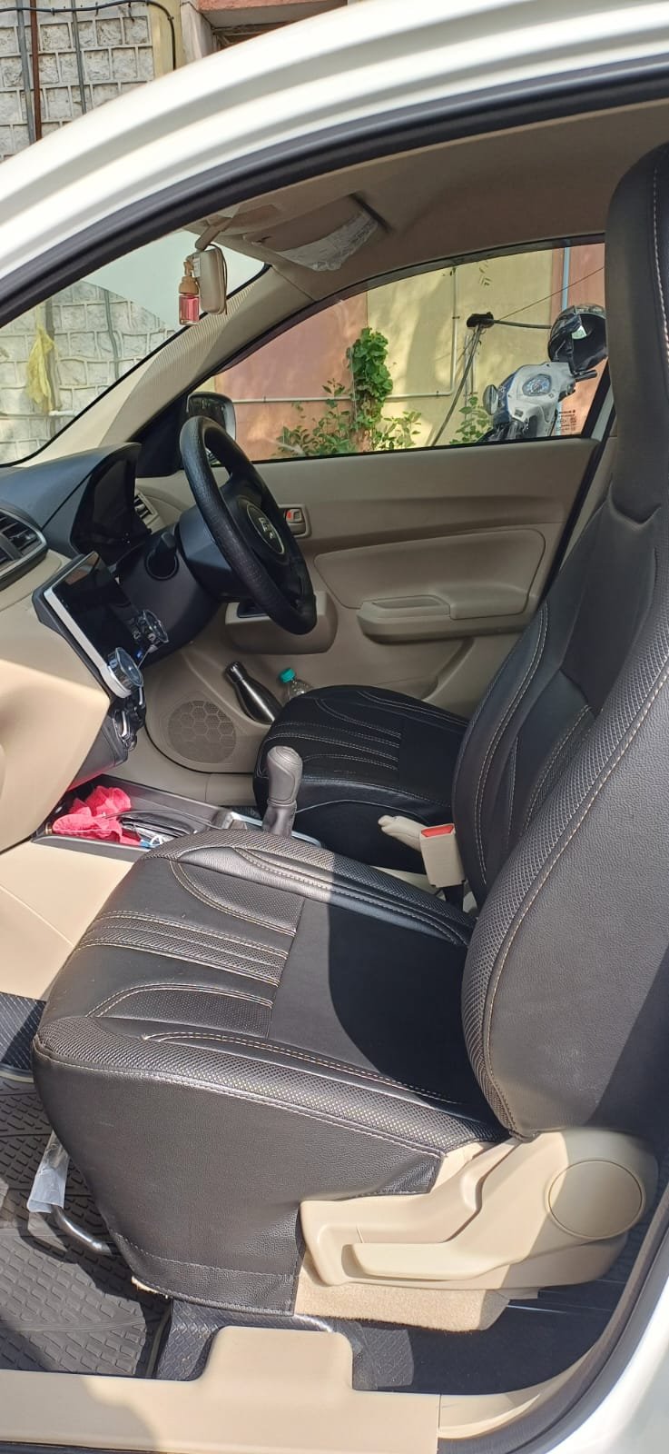 Sedan(Swift/Etios) Photo 4